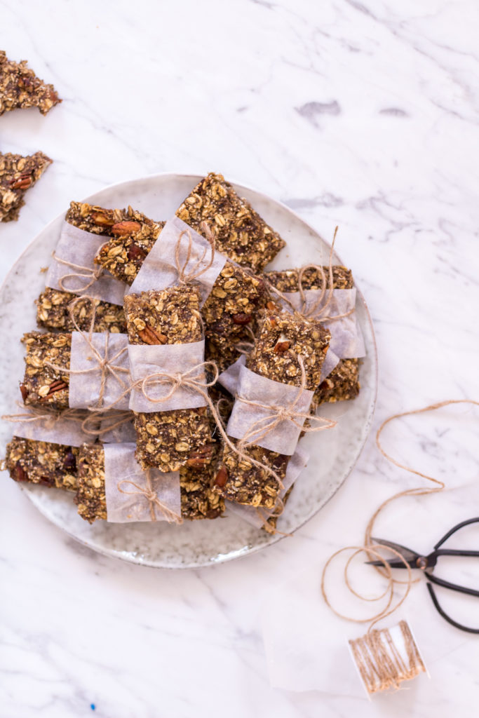 Homemade Amaranth Pecan Granola Bars - vegan, plant based, gluten free option, refined sugar free, healthy - heavenlynnhealthy.com