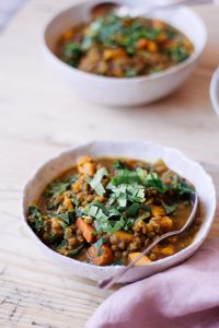 Persian-Inspired Lentil and Kale Soup - plant-based, vegan, gluten free, refined sugar free - heavenlynnhealthy.com